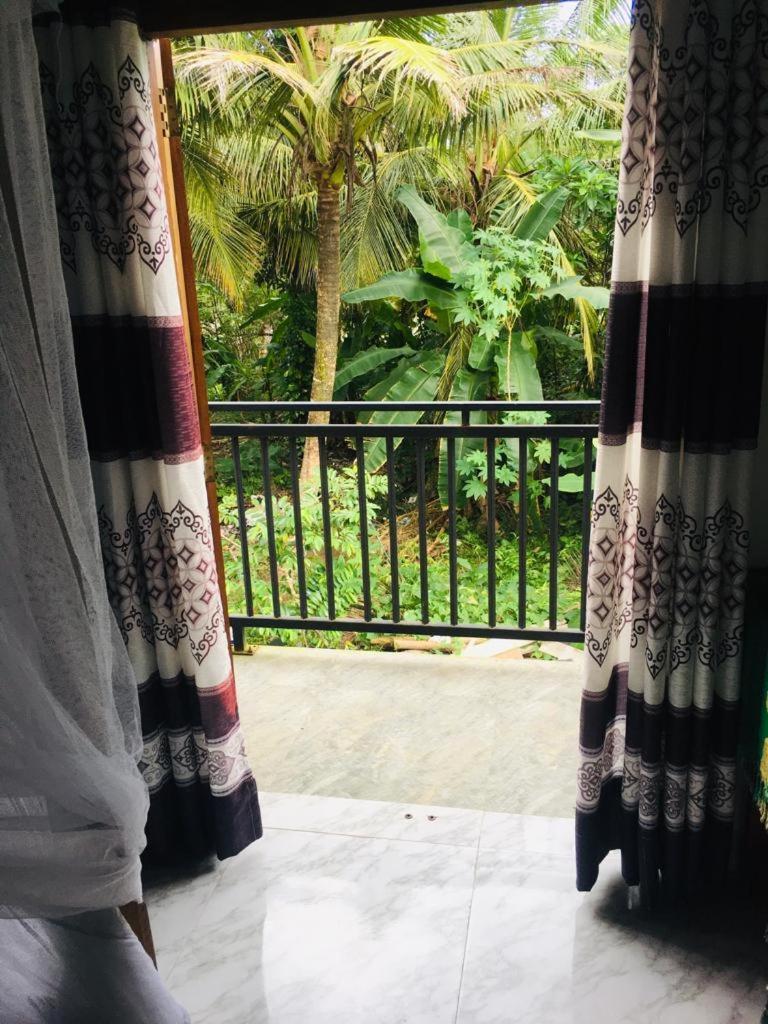 Hotel Mirewon Guest Weligama Exterior foto