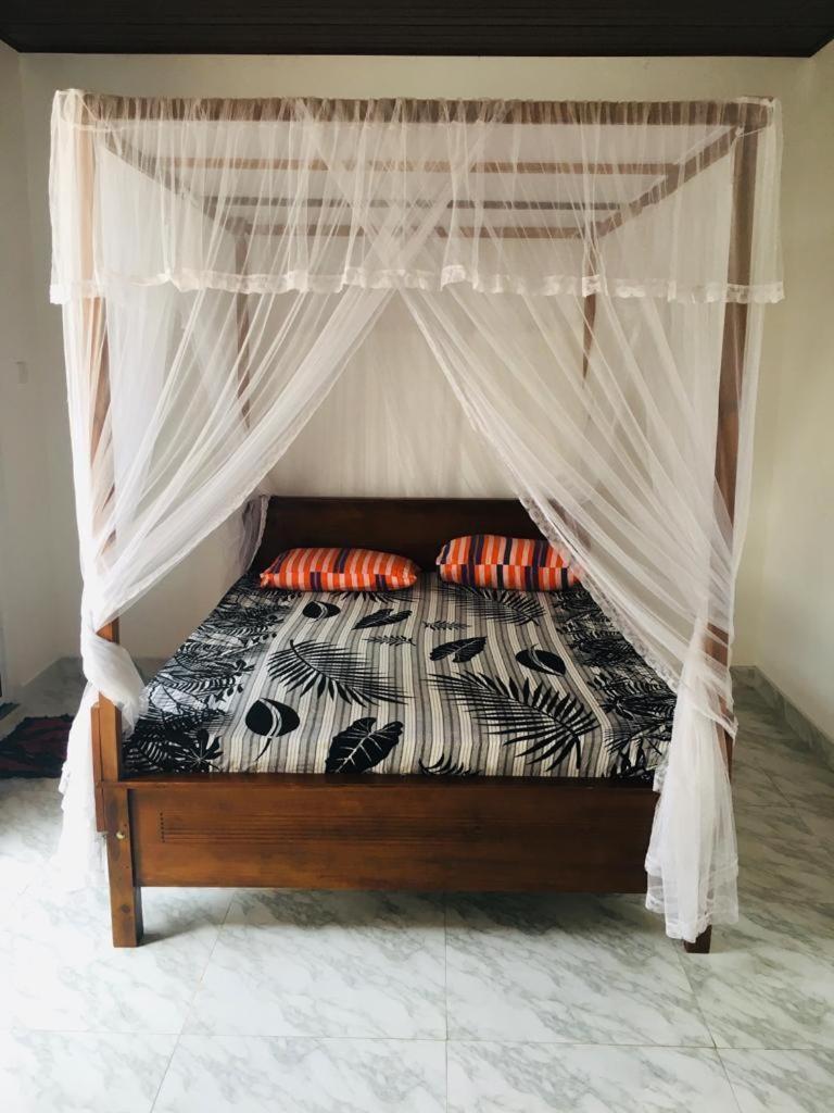Hotel Mirewon Guest Weligama Exterior foto
