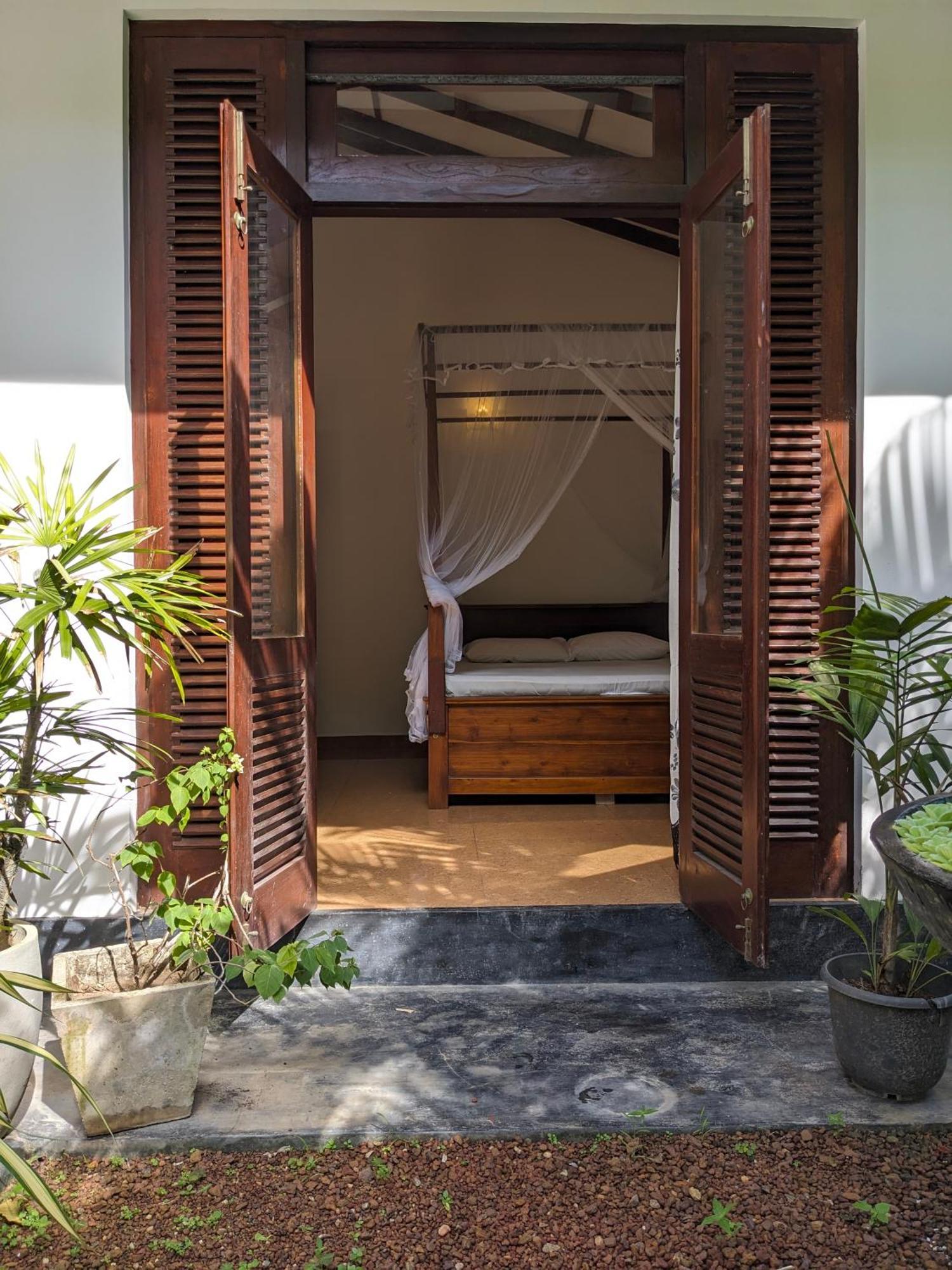 Hotel Mirewon Guest Weligama Exterior foto